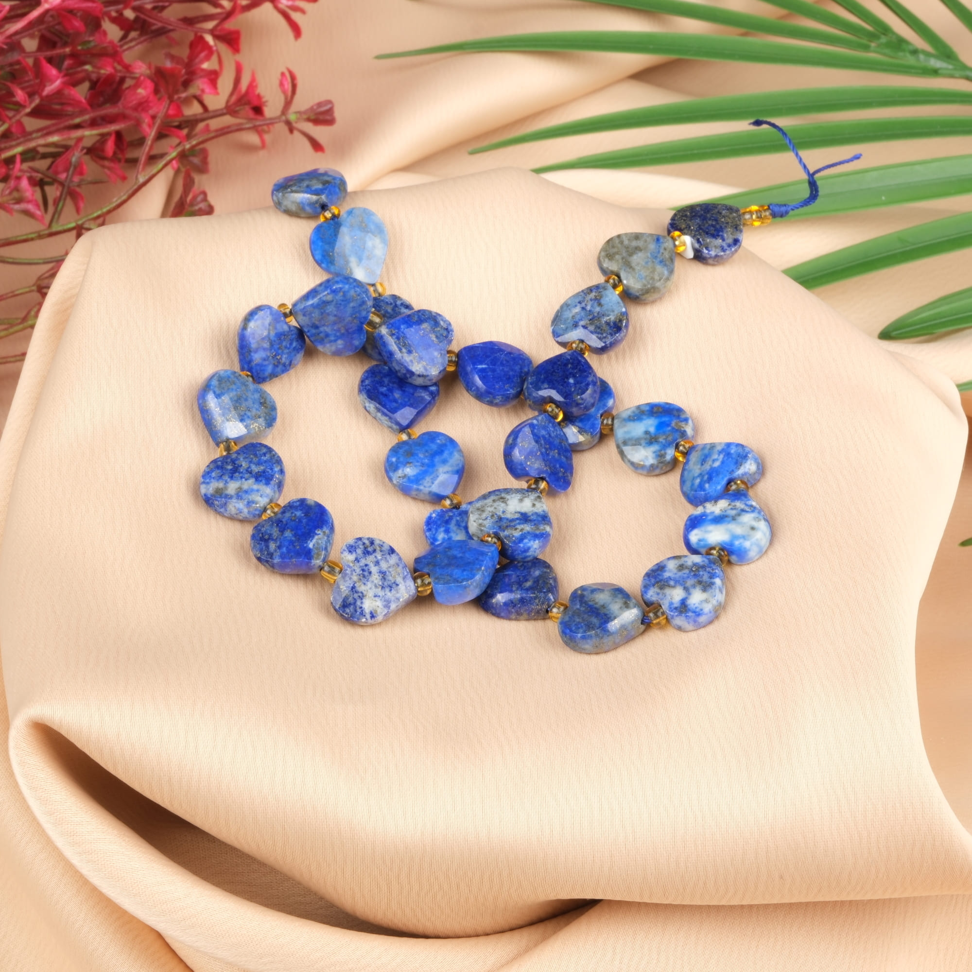 lapis-lazuli-dizi-dogal-tas-dizi-12mm-kalp-desen-safir-tas-evi-1.jpg Lapis Lazuli Doğal Taş Dizi (12mm Kalp Desen Kesim) - Görsel 1