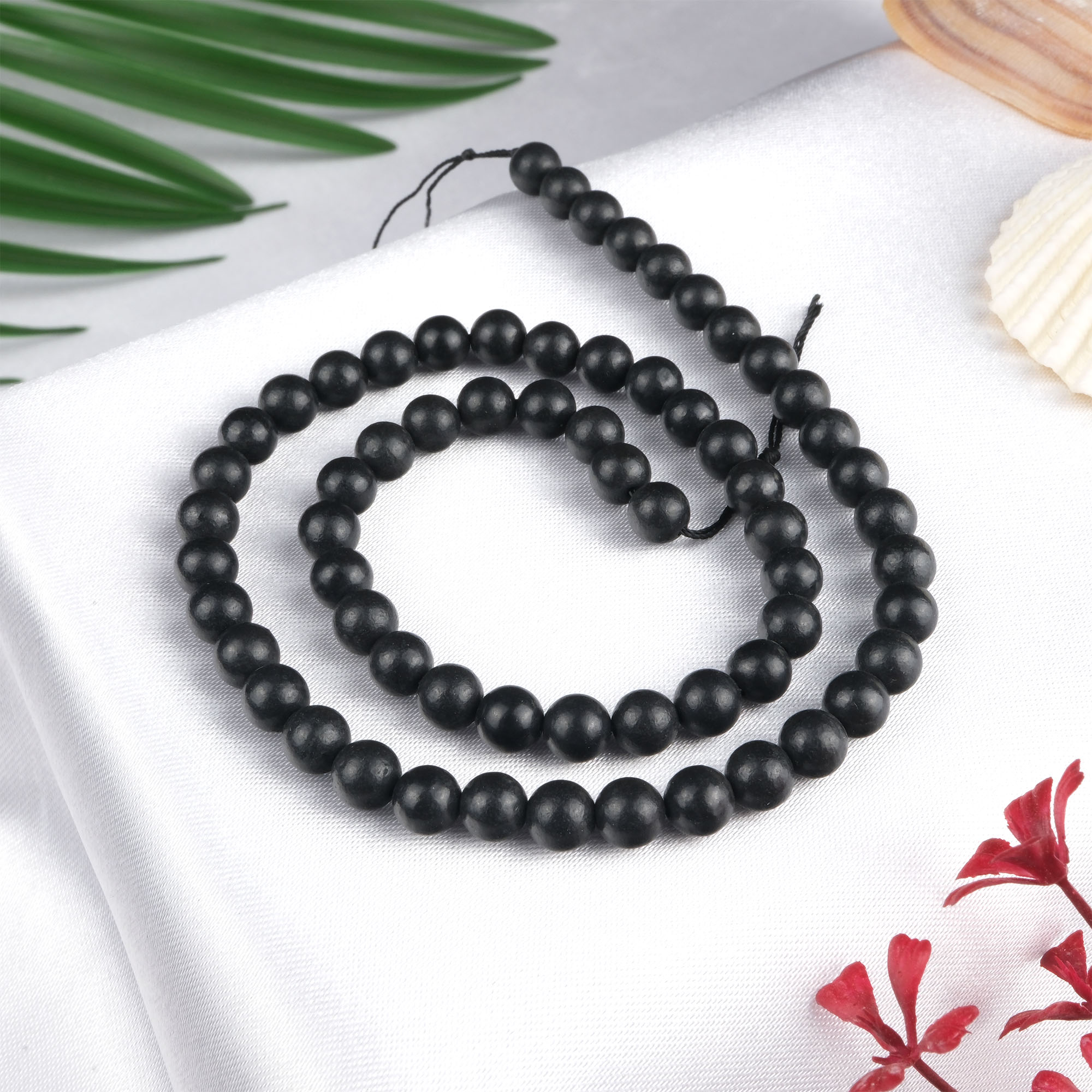sungit-dizi-dogal-tas-dizi-6mm-safir-tas-evi-1.jpg Şungit (Shungite) Doğal Taş Dizi (6mm) - Görsel 1