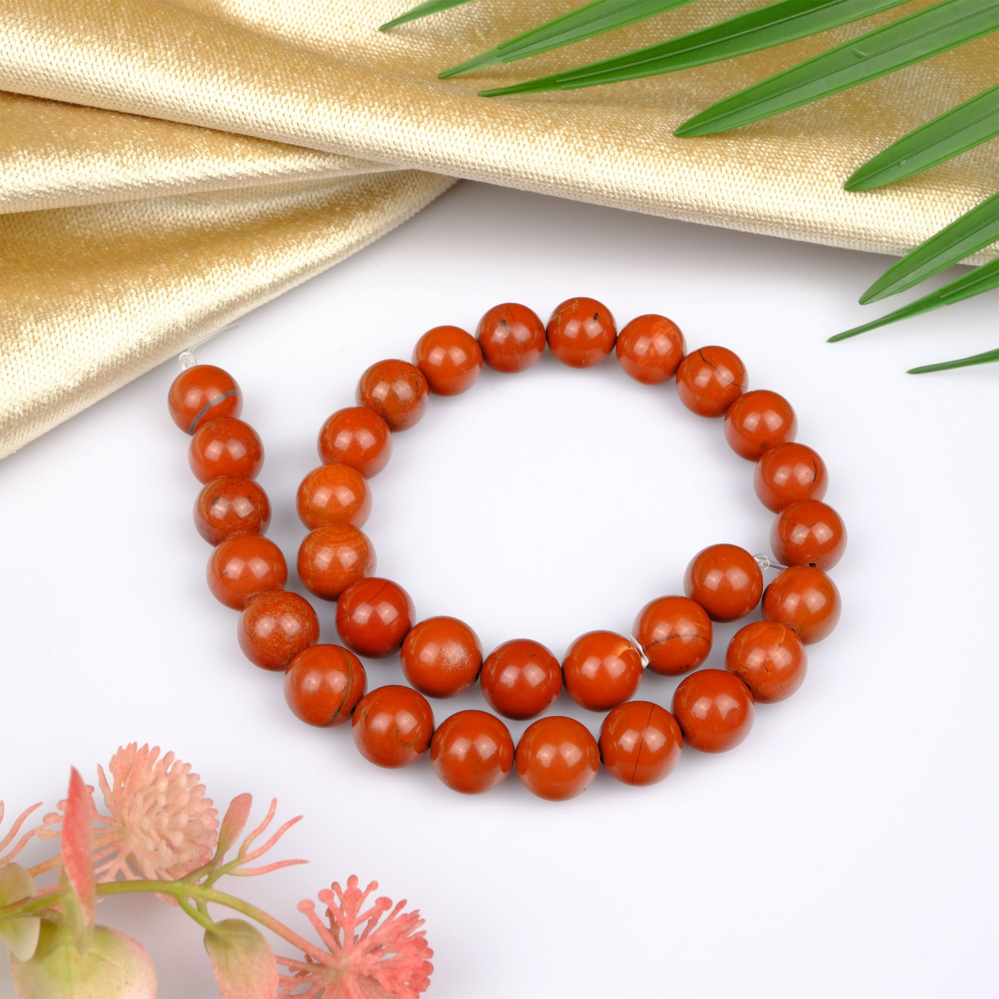 kirmizi-jasper-dizi-dogal-tas-dizi-12mm-safir-tas-evi- (1) Kırmızı Jasper toptan doğal taş dizi 12mm – kırmızı tonlarıyla güç, kararlılık ve topraklanma enerjisi sağlayan doğal taş modeli.