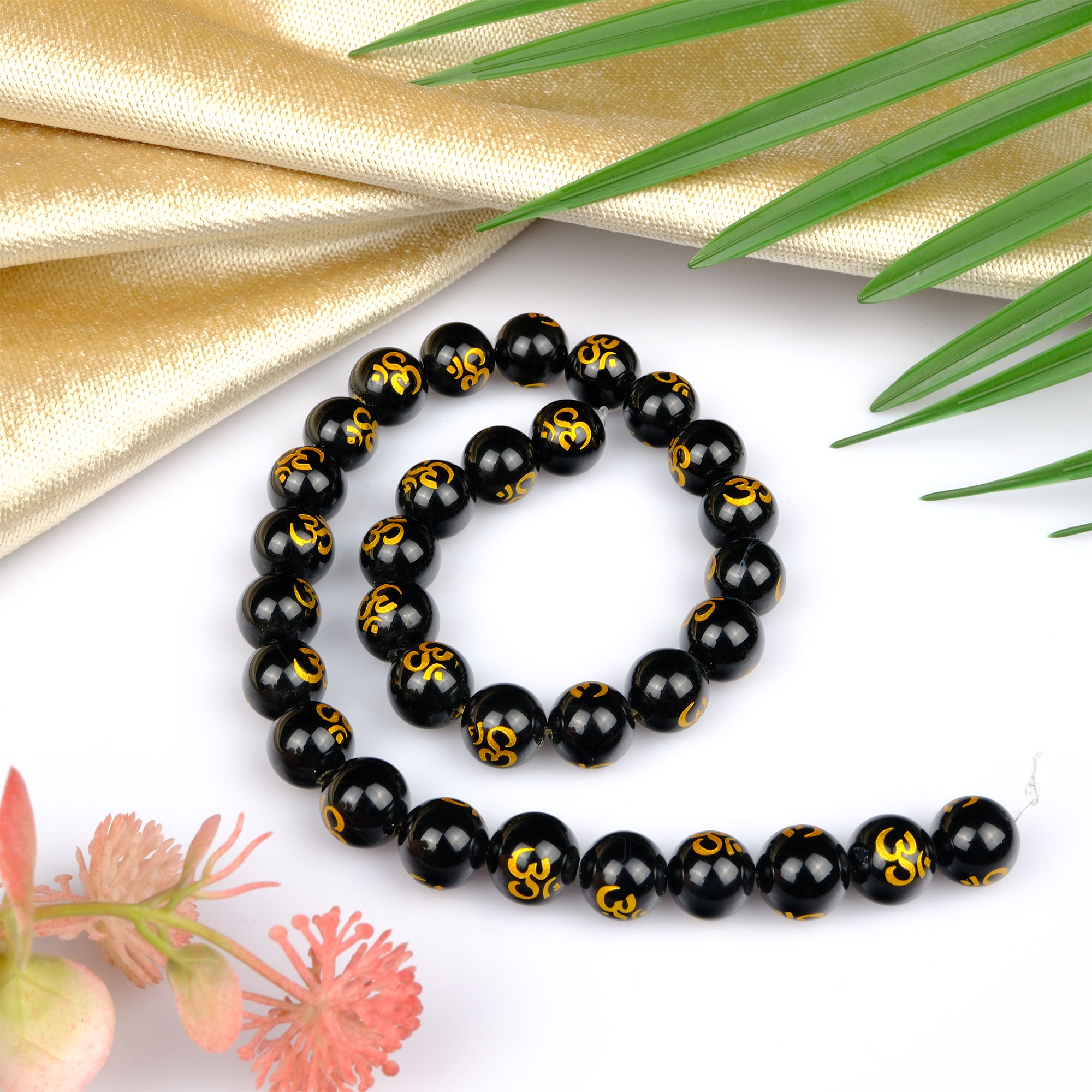 siyah-fengshui-dizi-dogal-tas-dizi-12mm-safir-tas-evi- (4) Siyah Feng Shui doğal taş dizi 12mm – koruyucu enerjisiyle negatif titreşimleri uzaklaştıran, denge ve güç hissi veren toptan doğal taş dizi.