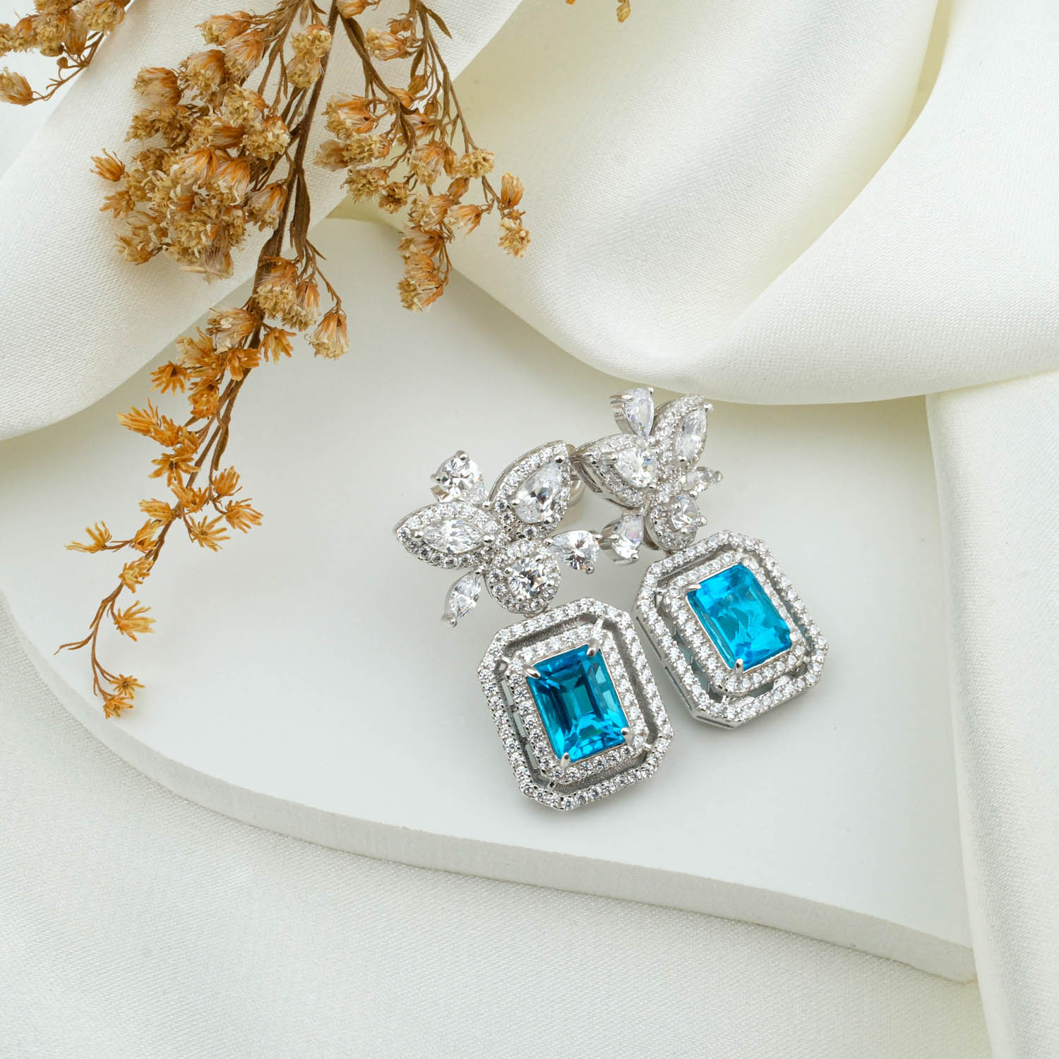 Orijinal-Blue-topaz-kupe3-0.jpg Orijinal Natural Blue Topaz Doğal Taş Gümüş Küpe - Görsel 1