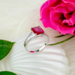 Yakut Doğal Taş Gümüş Bayan Yüzük (3.2ct)