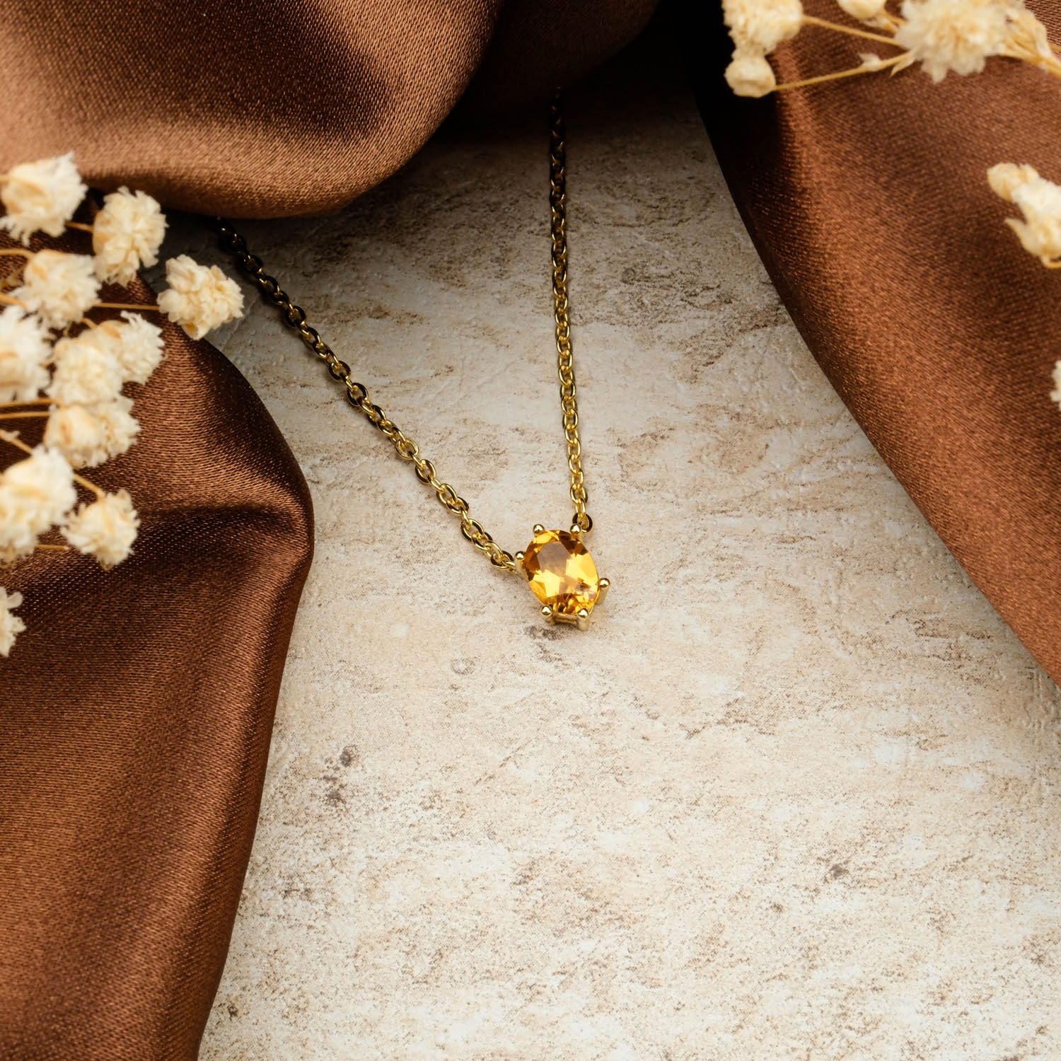 konya-dogal-tas-evi-sitrin-dogal-tas-kolye-925-gumus-gold-1.jpg Sitrin Doğal Taş 925 Ayar Gümüş Gold Kolye - Görsel 1