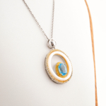 Orijinal Topaz, Sedef ve Swarovski Taşı 925 Ayar Gümüş Tasarımlı Kadın Kolye - Görsel 4