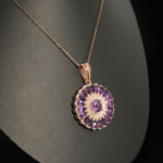 Colgante de diseno especial de lujo en forma de flor hecho de plata de ley 925 con bano de oro rosa y piedras de amatista morada natural.