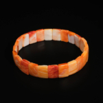 Bracelet élégant en nacre naturelle orange avec maillons polis style Rolex.