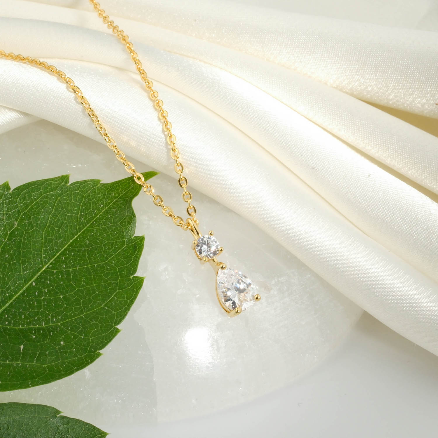 DSCF4037 Orijinal Ice Cut Taşı 925 Ayar Gümüş Tasarım Gold Kaplama Kadın Kolye - Görsel 1