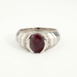 Bague haut de gamme unisexe pour homme et femme en argent 925 sertie d'un rubis naturel 1,90ct et diamants 0,22ct.