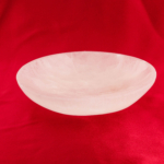 Bol ovale en sélénite blanche naturelle de 15x20 cm pour recharger et purifier les bijoux en pierres.