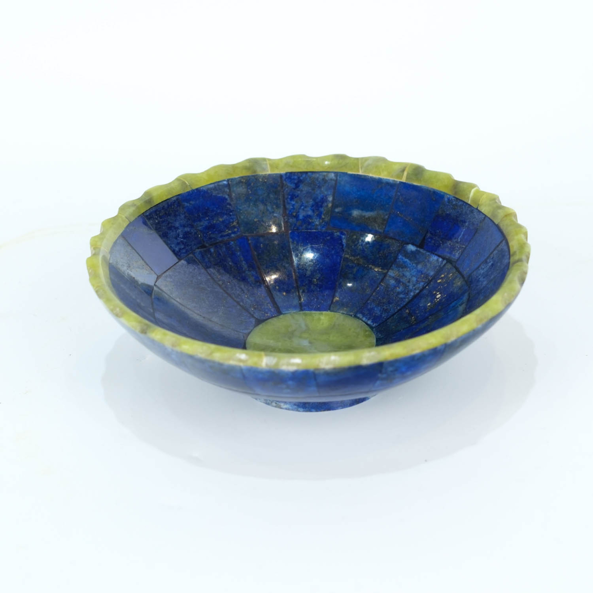An authentic natural lapis lazuli and green jade gemstone hand-carved mosaic bowl 205g.
