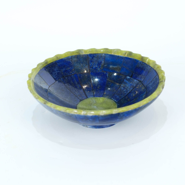 An authentic natural lapis lazuli and green jade gemstone hand-carved mosaic bowl 205g.