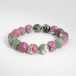 Hochwertiges unisex Perlenarmband mit echten facettierten Rubin-Zoisit Kugeln 11-12mm