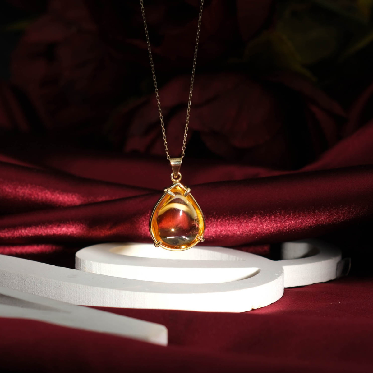 Genuine natural honey yellow citrine teardrop cabochon yellow gold plated 925 sterling silver women pendant necklace.