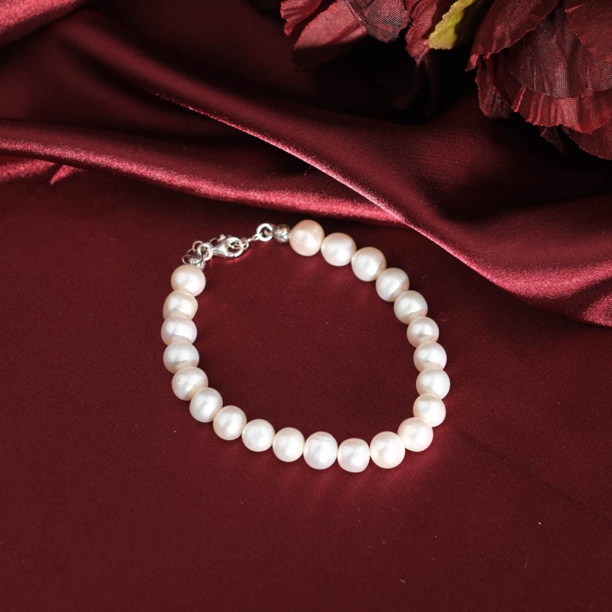 Genuine natural white ocean pearl 8-9 mm beaded bracelet with 925 sterling silver extender clasp