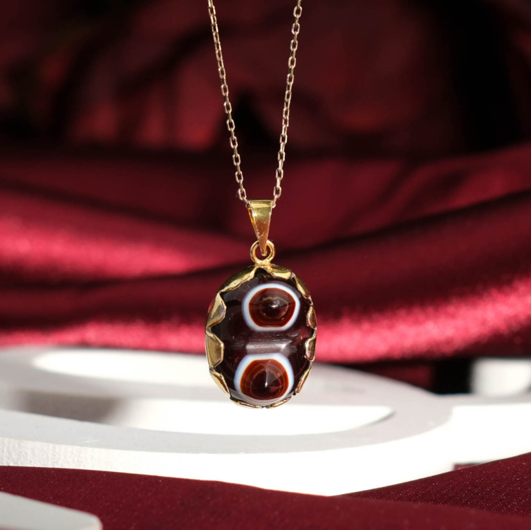 Genuine natural Yemen eye agate gemstone cabochon gold plated 925 sterling silver pendant necklace.