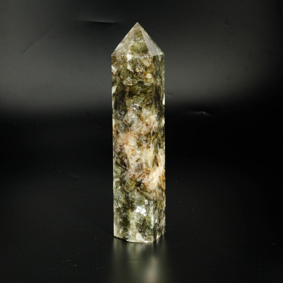 Polirana obelisk kula od prirodnog minerala lepidolita 15cm 314gr[cite: 88].