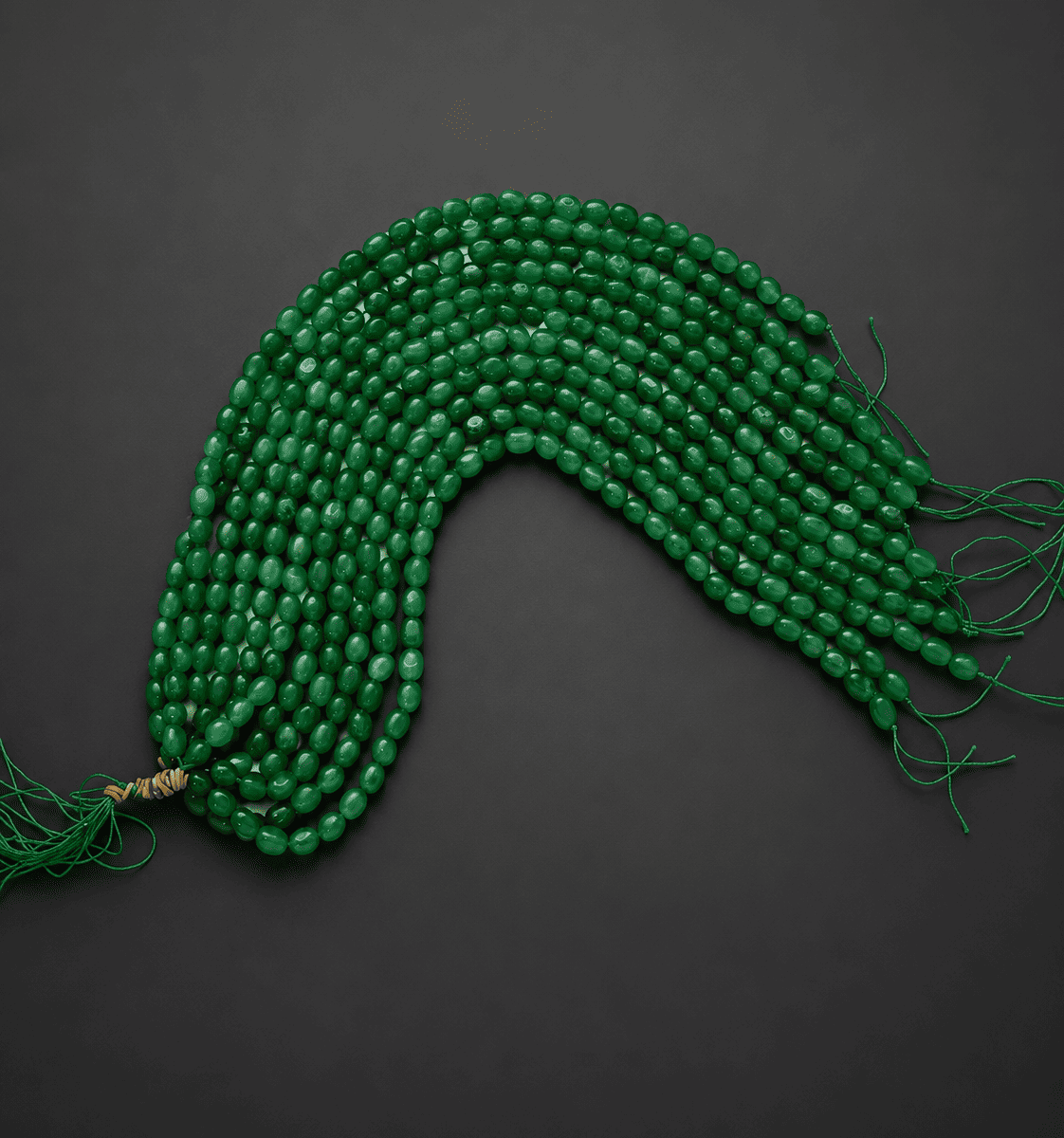 Yeşil tonlu 8x10 mm tamburlu Ceyt Jade doğal taş boncuk dizi
